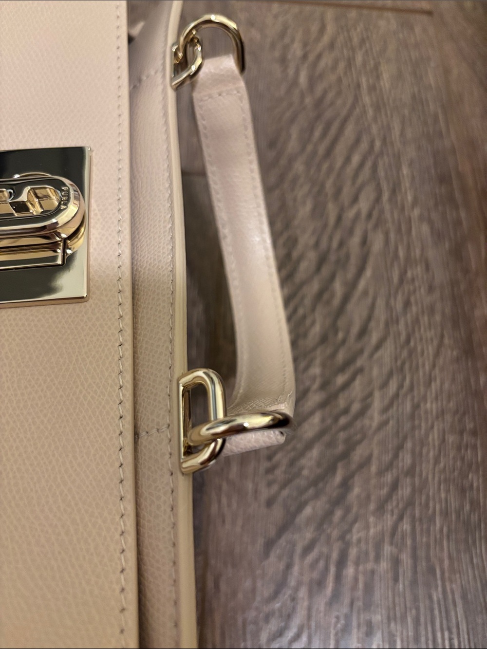 Furla 1927 Medium Shoulder Bag in Light Beige - Picture 8 of 9
